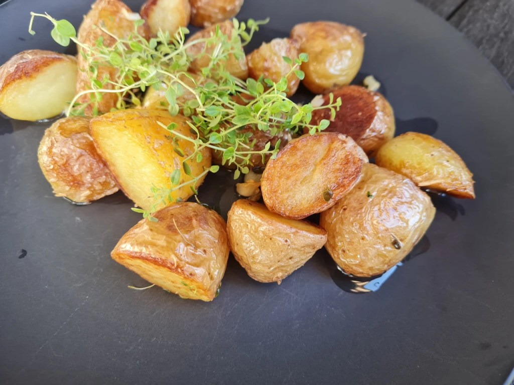 ПРЕСНИ КАРТОФИ С КОПЪР И ЧЕСЪН – ДРУСАНИ&nbsp;КАРТОФКИ