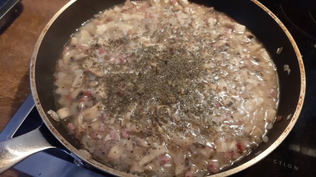 Ухае на Пълнено пиле българска рецепта подправки