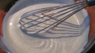 Разбивам сметана