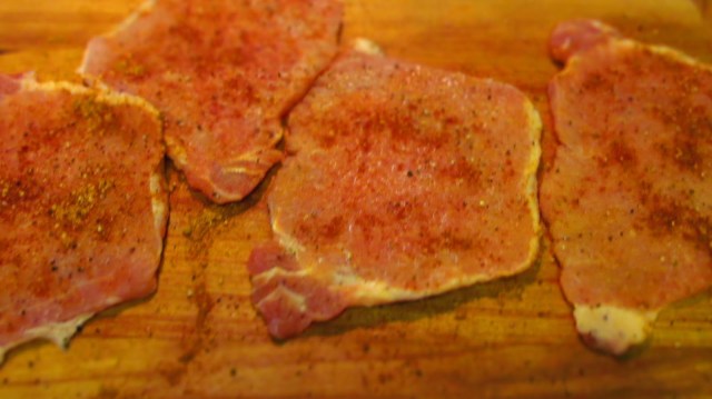 Ухае на ШНИЦЕЛ ПО ВИЕНСКИ - Виенски шницел рецепта