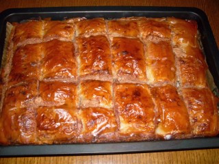 БАКЛАВА С КЕКСОВО ТЕСТО Рецепта