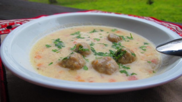 Рецепта стъпка по стъпка за вкусна супа топчета