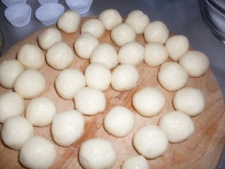 Рецепта стъпка по стъпка за бонбони рафаело