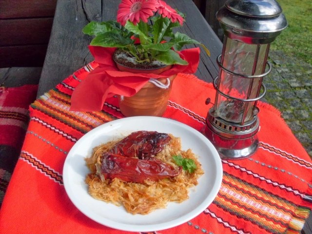 ПЪЛНЕНИ СУШЕНИ ЧУШКИ ПО&nbsp;ЛОВЕШКИ