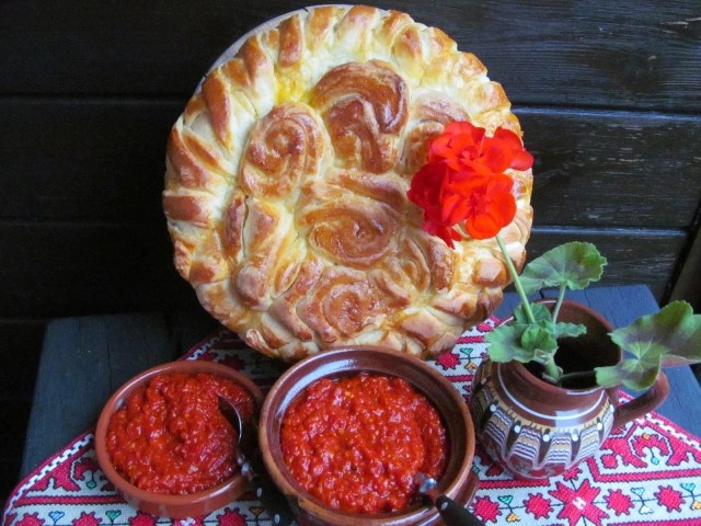 ЛЮТЕНИЦА "ЕМИГРАНТ"