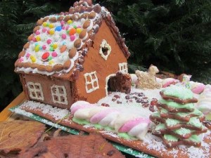 КЪЩИЧКА "ХЕНЗЕЛ И ГРЕТЕЛ" ОТ ТЕСТО ЗА МЕДЕНКИ ИЛИ&nbsp;LEBKUCHEN