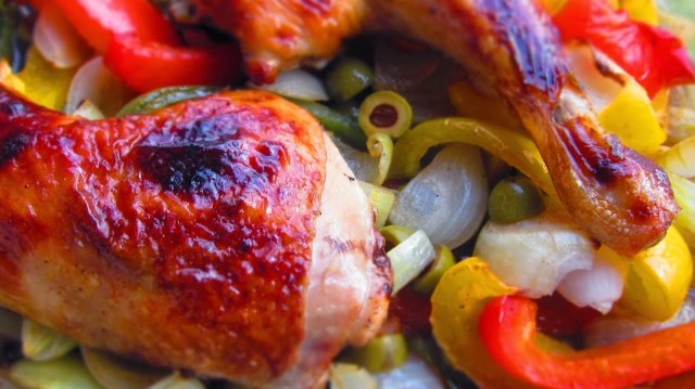 ПОРТОКАЛОВИ ПИЛЕШКИ БУТЧЕТА ВЪРХУ МЕДЕНИ&nbsp;ЗЕЛЕНЧУЦИ