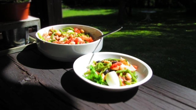 САЛАТА НИЦА