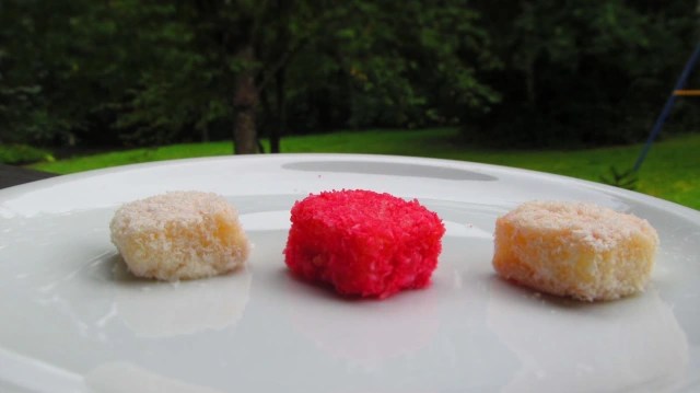 КОКОСОВИ КУБЧЕТА