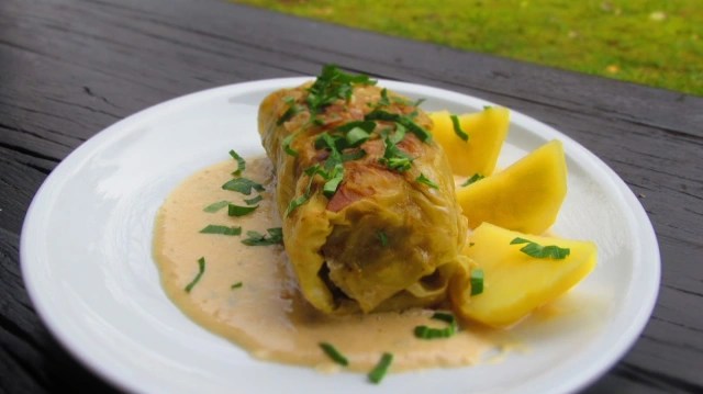 РУЛА С ПРЯСНО ЗЕЛЕ И&nbsp;КАЙМА