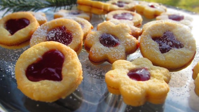 МАСЛЕНКИ ОТ ЛИНЦ, ЛИНЦЕРОВИ СЛАДКИ – Linzer&nbsp;Plätzchen