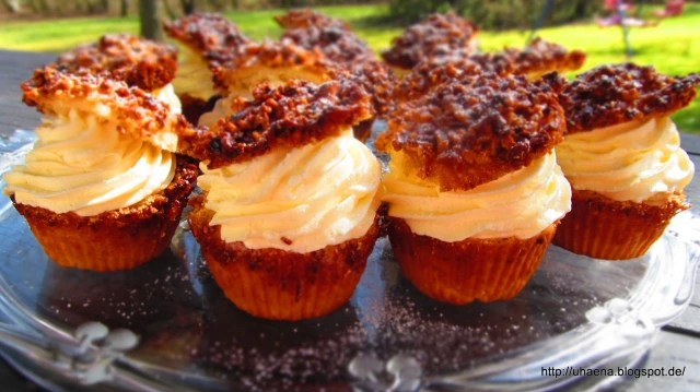 БИНЕНЩИХ МЪФИНИ ИЛИ ВКУСНИ МЪФИНИ С ВАНИЛОВ КРЕМ И ХРУПКАВА ЛЕШНИКОВА&nbsp;КОРИЧКА