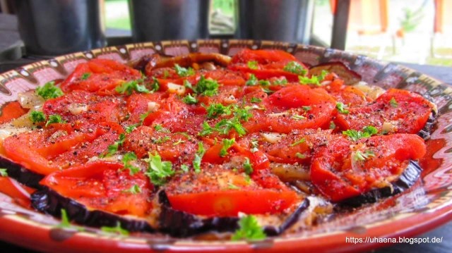 ЛЯТНА МАНДЖА С ПАТЛАДЖАН И ЧУШКИ ПО&nbsp;ШУМЕНСКИ