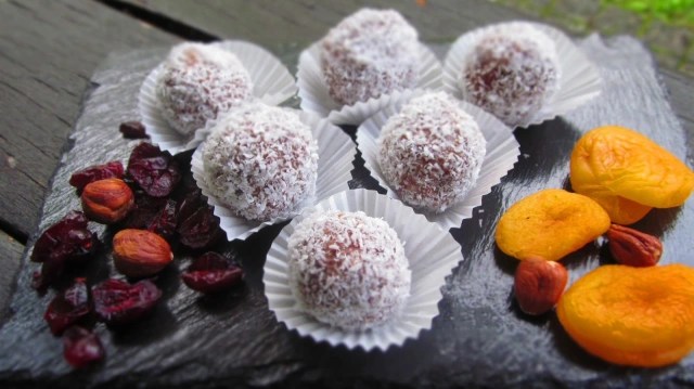 МНОГО ВКУСНИ И ЗДРАВОСЛОВНИ&nbsp;БОНБОНИ