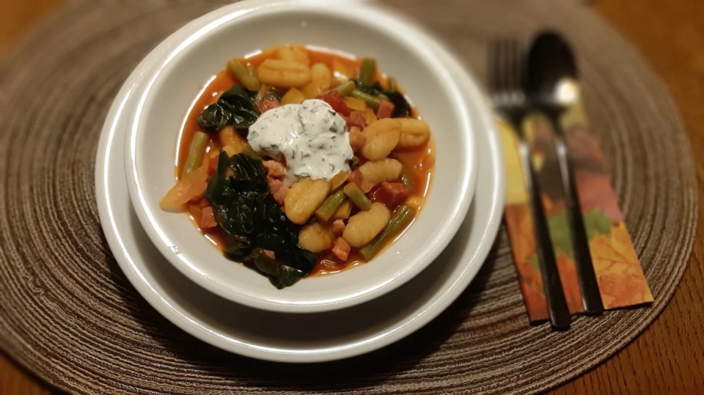 АЛПИЙСКА ЯХНИЯ С НЬОКИ Gnocchi&nbsp;Eintopf