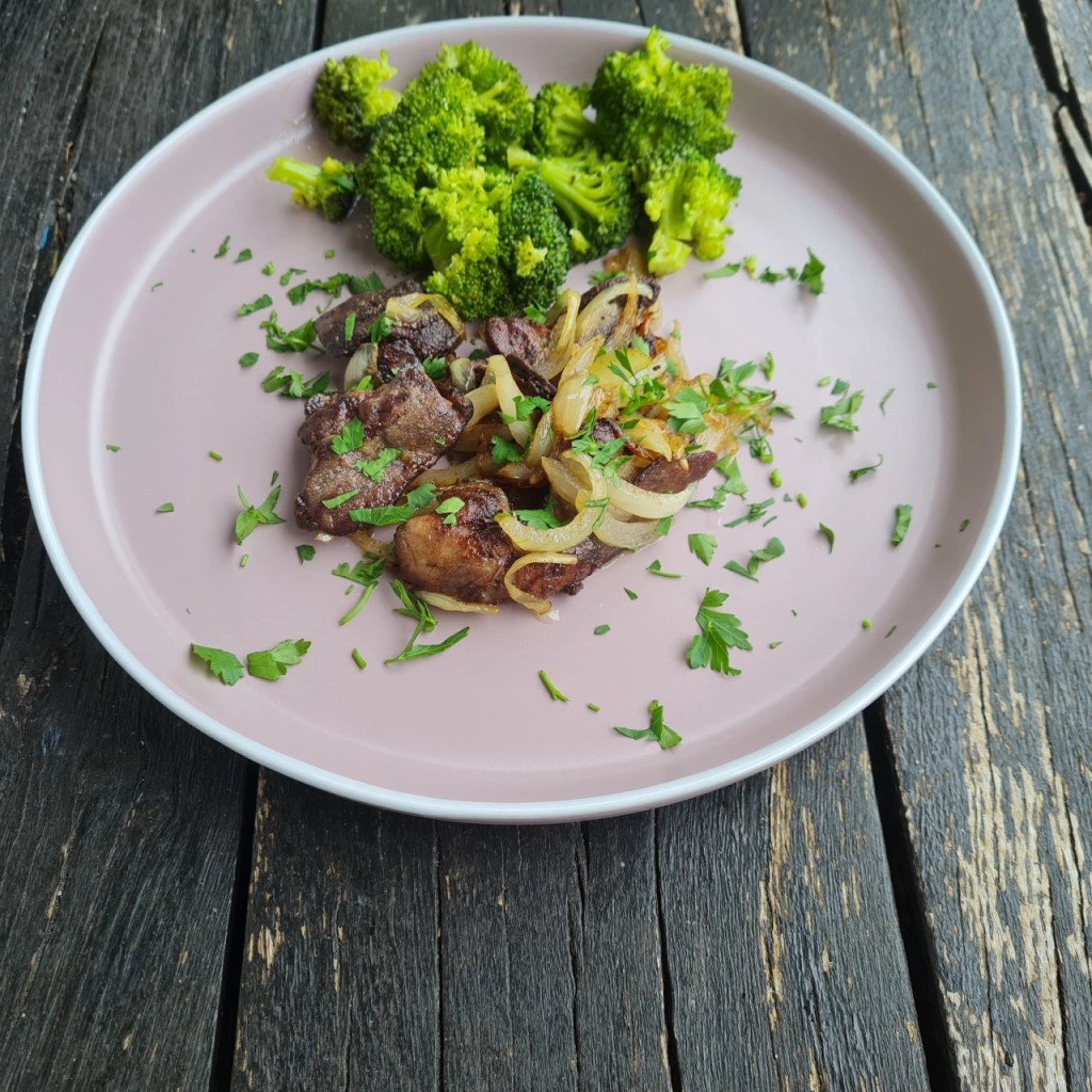 ПИЛЕШКИ ДРОБЧЕТА С ЛУК НА&nbsp;ТИГАН