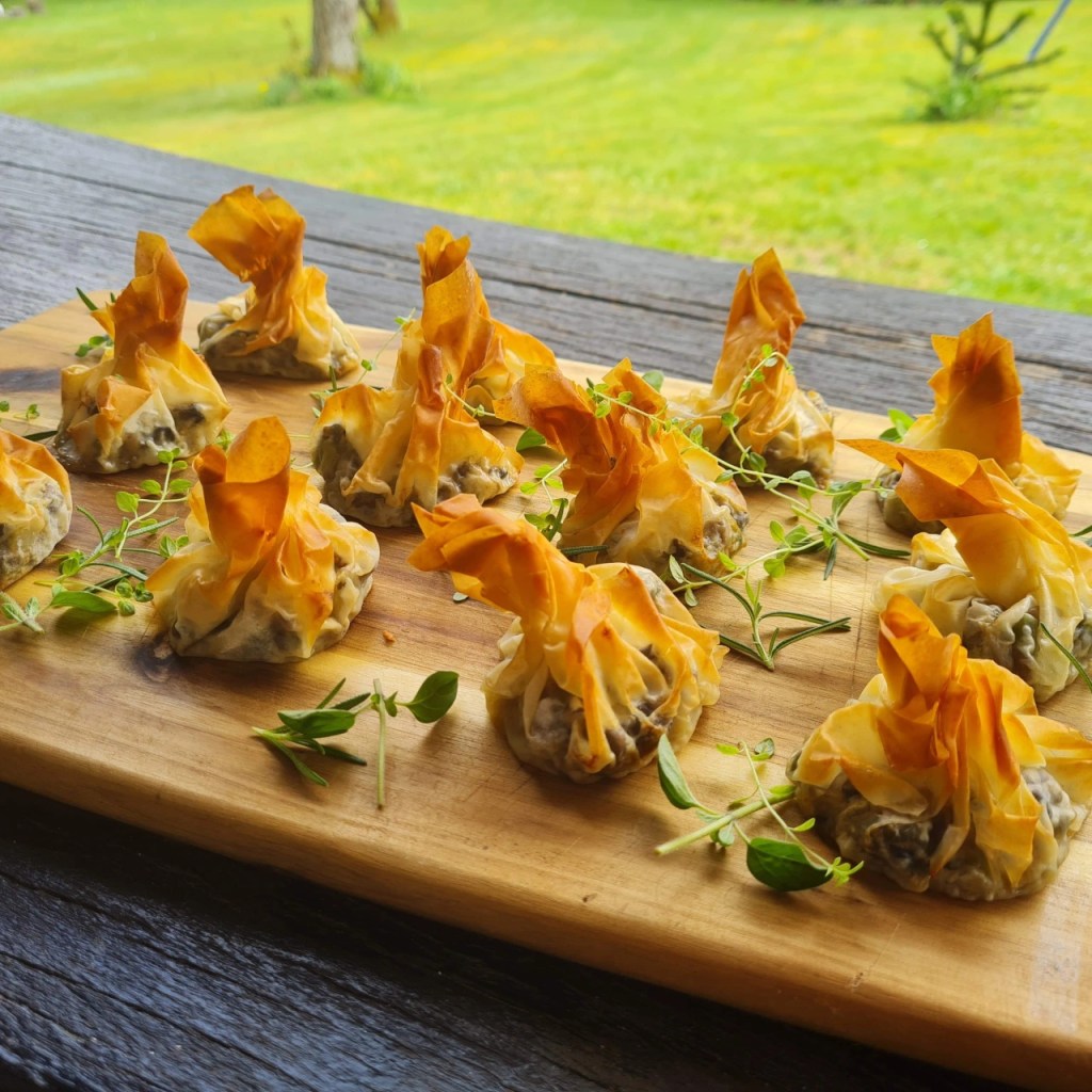 ХРУПКАВИ БОХЧИ ОТ ФИНИ КОРИ И ГЪБЕН&nbsp;ПЪЛНЕЖ