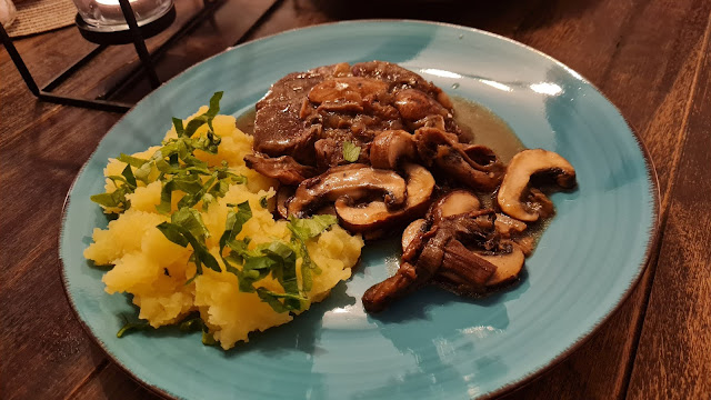 ГОВЕЖДО МЕСО С&nbsp;МАНАТАРКИ