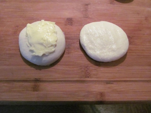 Вити банички със сирене и домашни кори