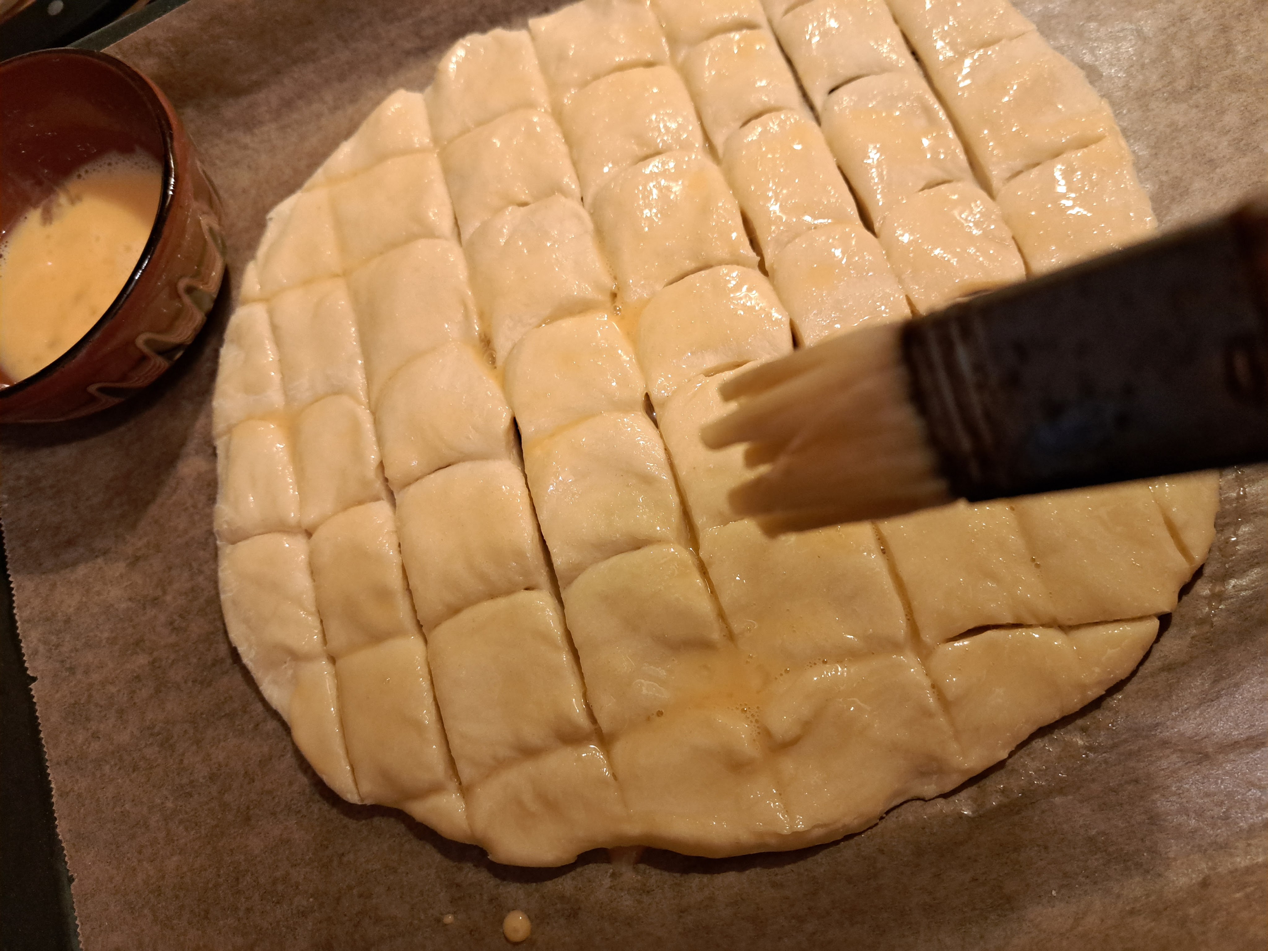 Вкусно хлебче с моцарела и чесън