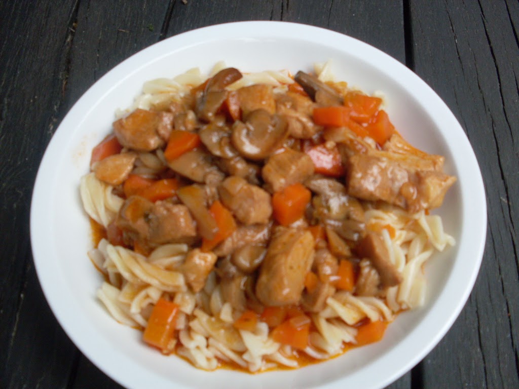 ГУЛАШ С ВИНО&nbsp;РОЗЕ