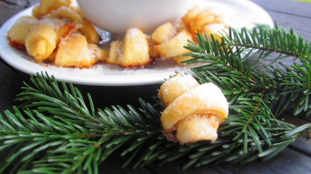 СТРАХОТНИТЕ ЕВРЕЙСКИ СЛАДКИ ЗА ХАНУКА – Rugelach-Hörnchen