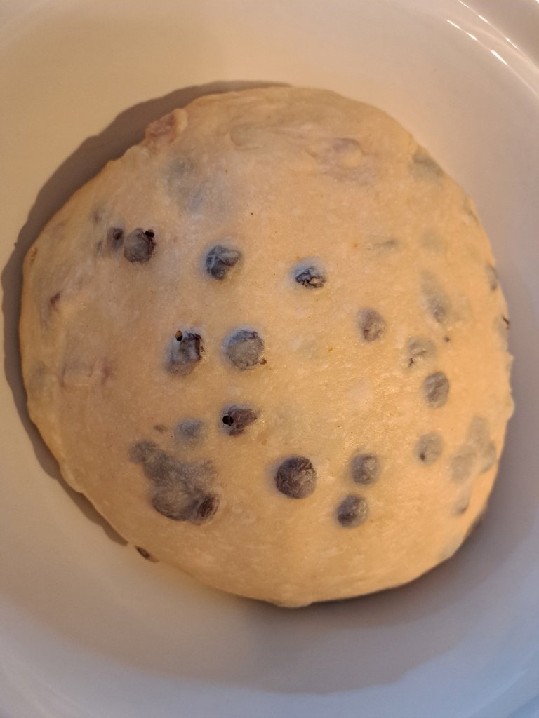 Ухае на... италиански козунак от Абруцо