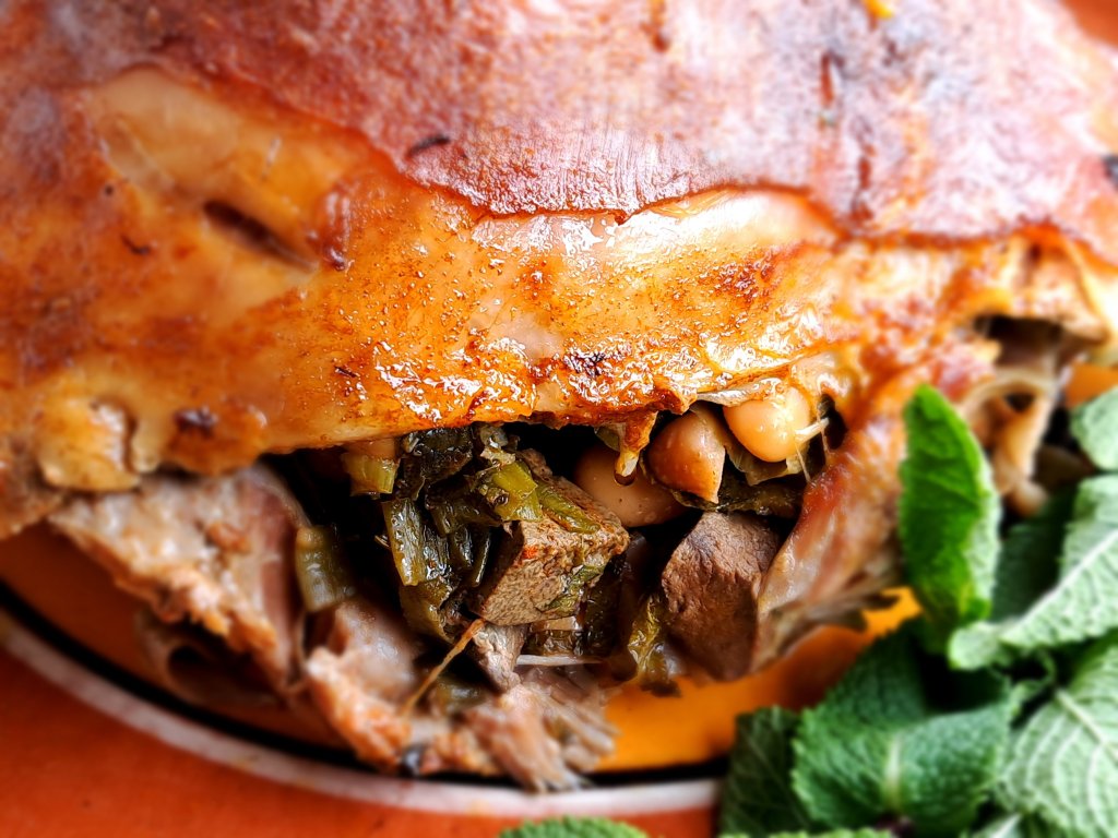 Ухае на… пълнено агне с боб по новаченски