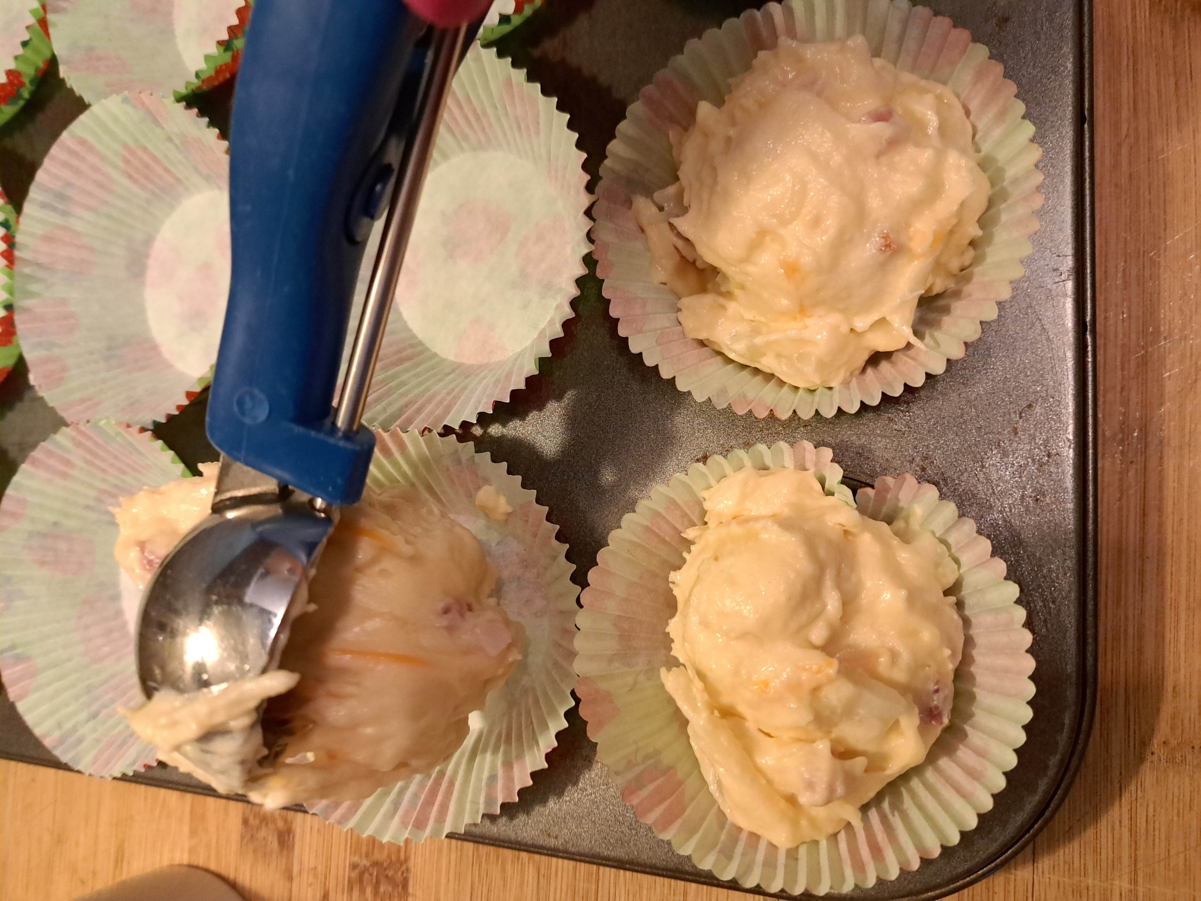 Ухае на... солени мъфини с аспержи