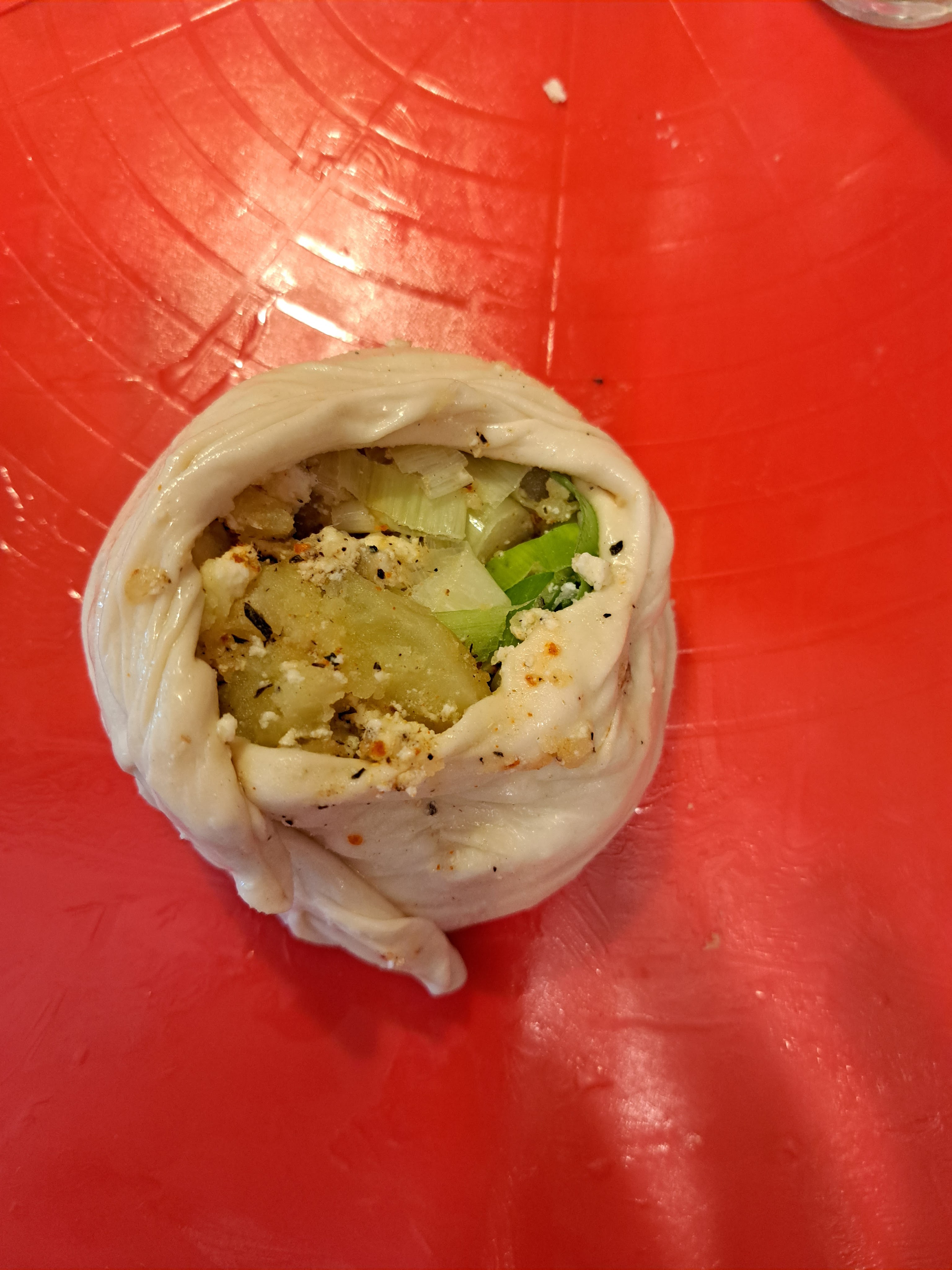 Ухае на.... PATATESLI ÇITIR ÇITIR BÖREK Хрупкави, въртяни на чаша бюреци с картофи и праз лук