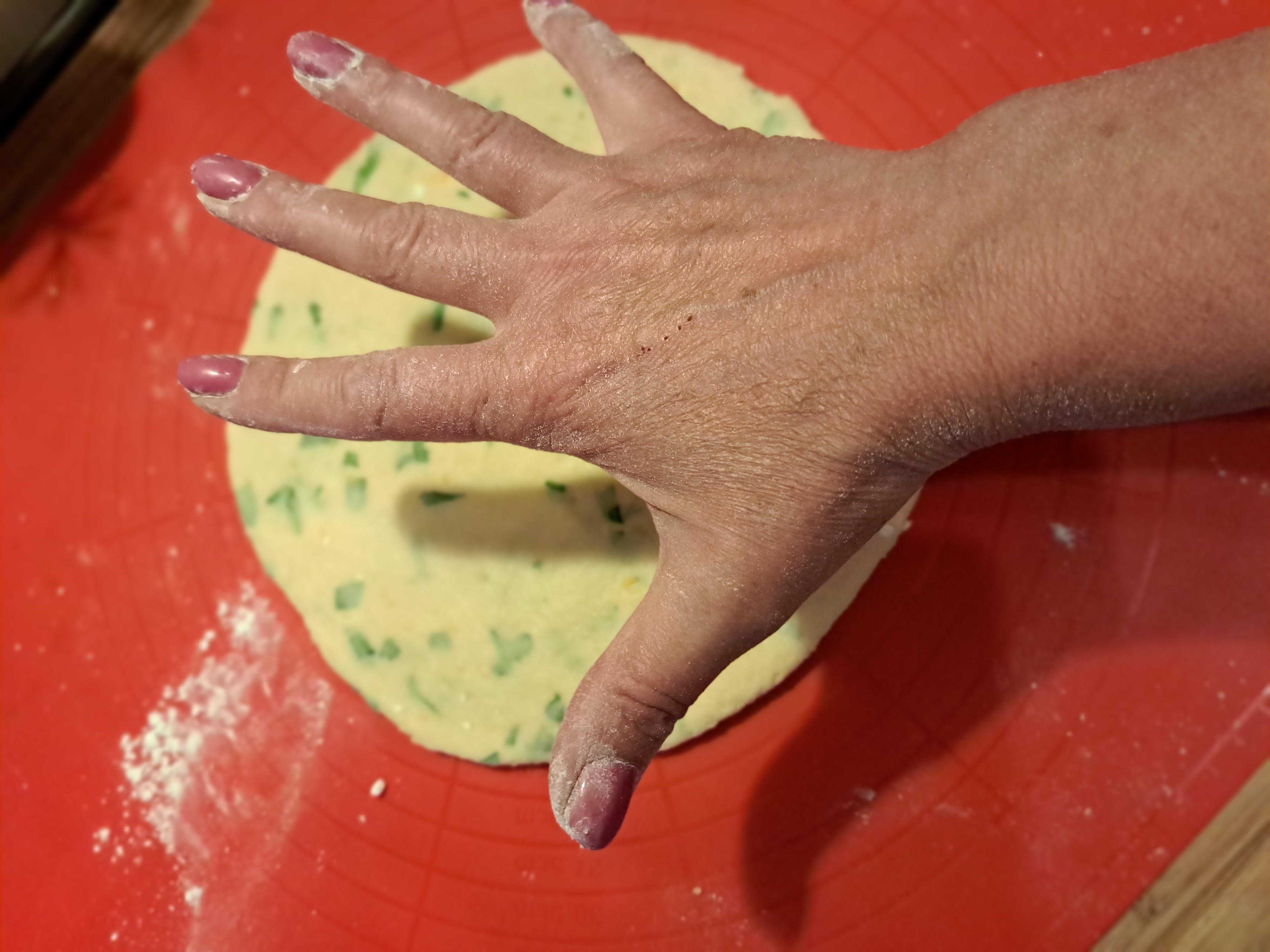 Ухае на...Çubuk Hamur Kizartmasi Пържени пръчки от тесто