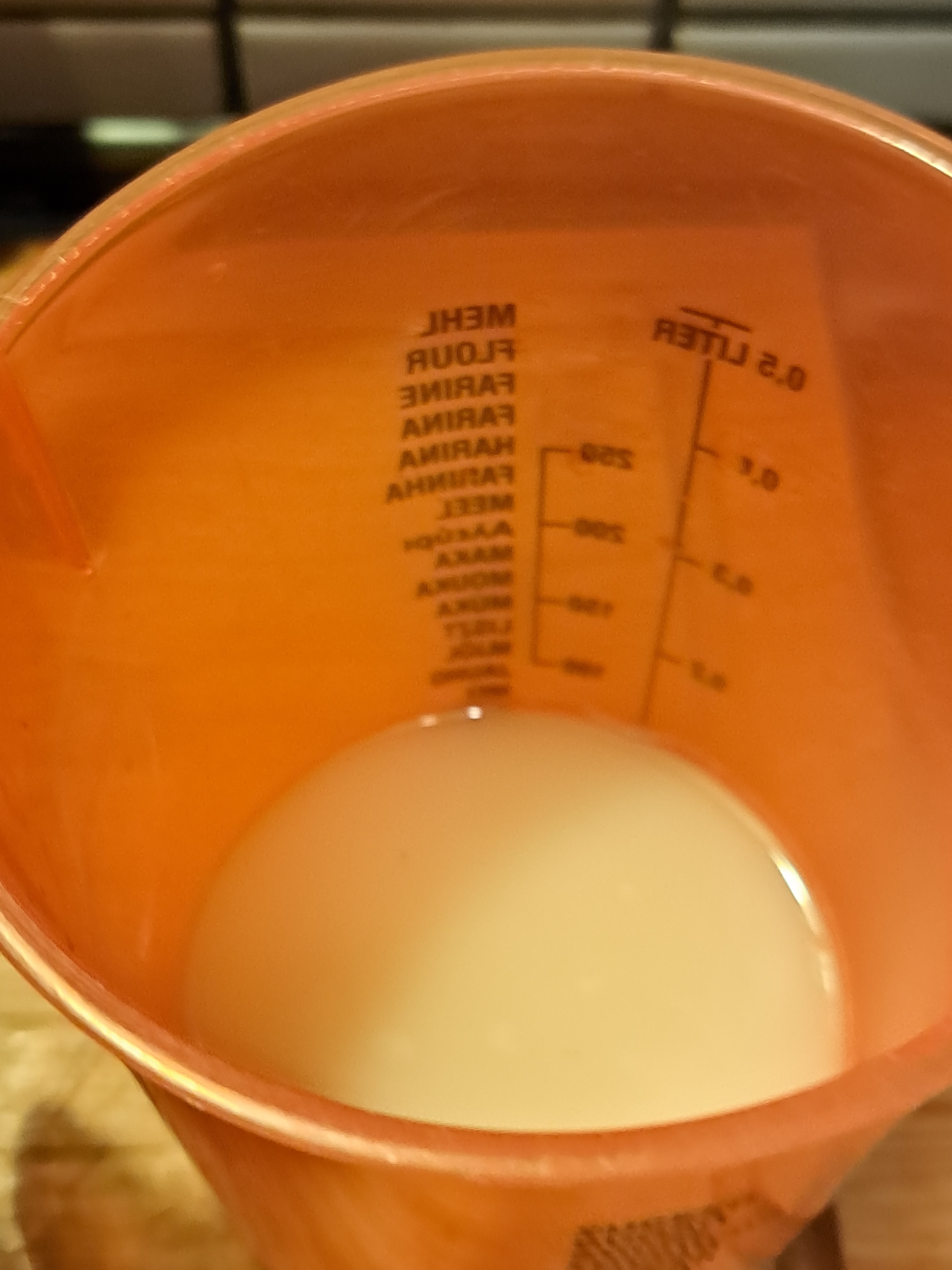 Ухае на...Цървулчета или хлебчета от два вида спелта