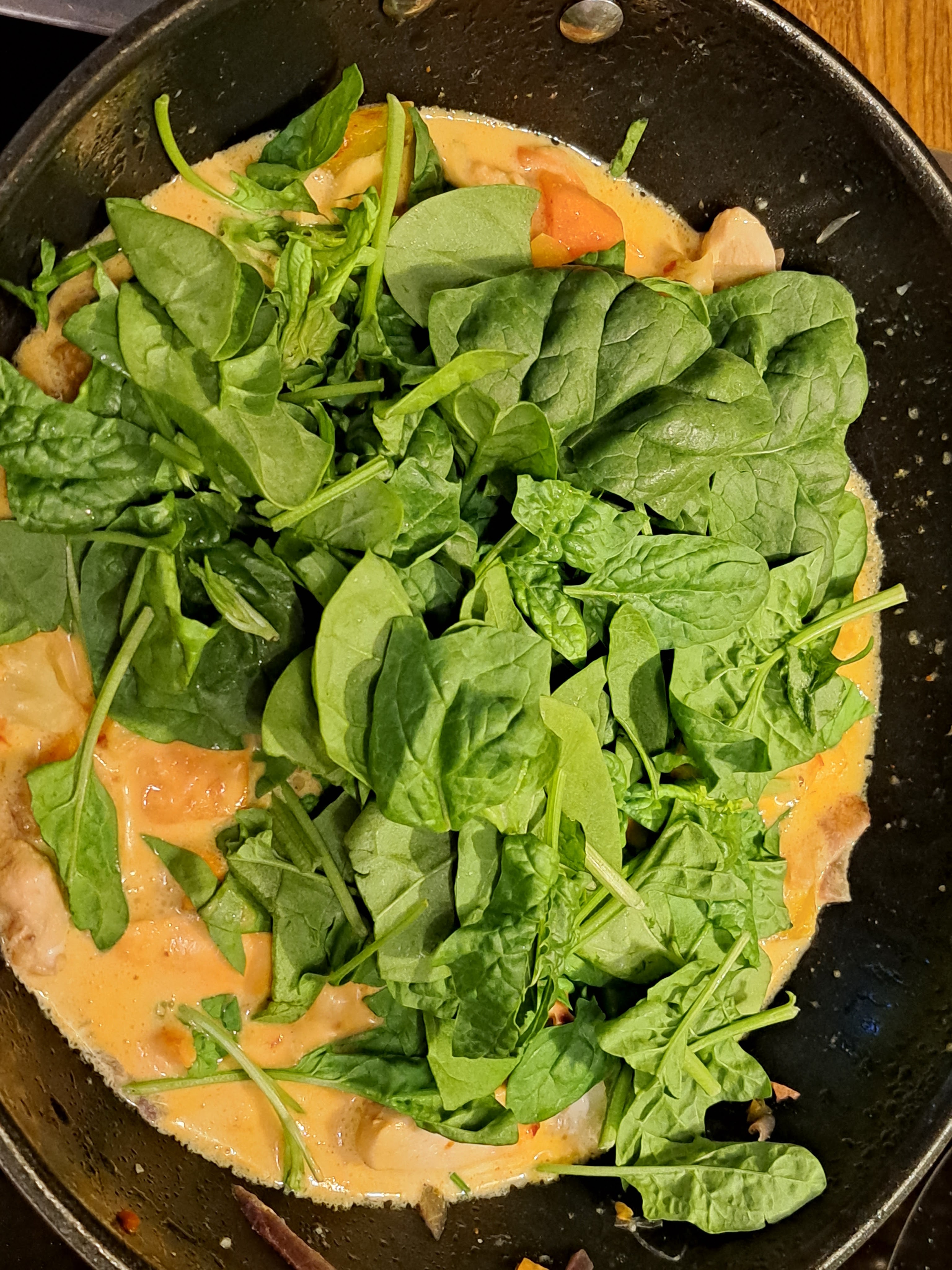 Ухае на... Индийско пиле Мадрас Madras-Hähnchen-Curry 