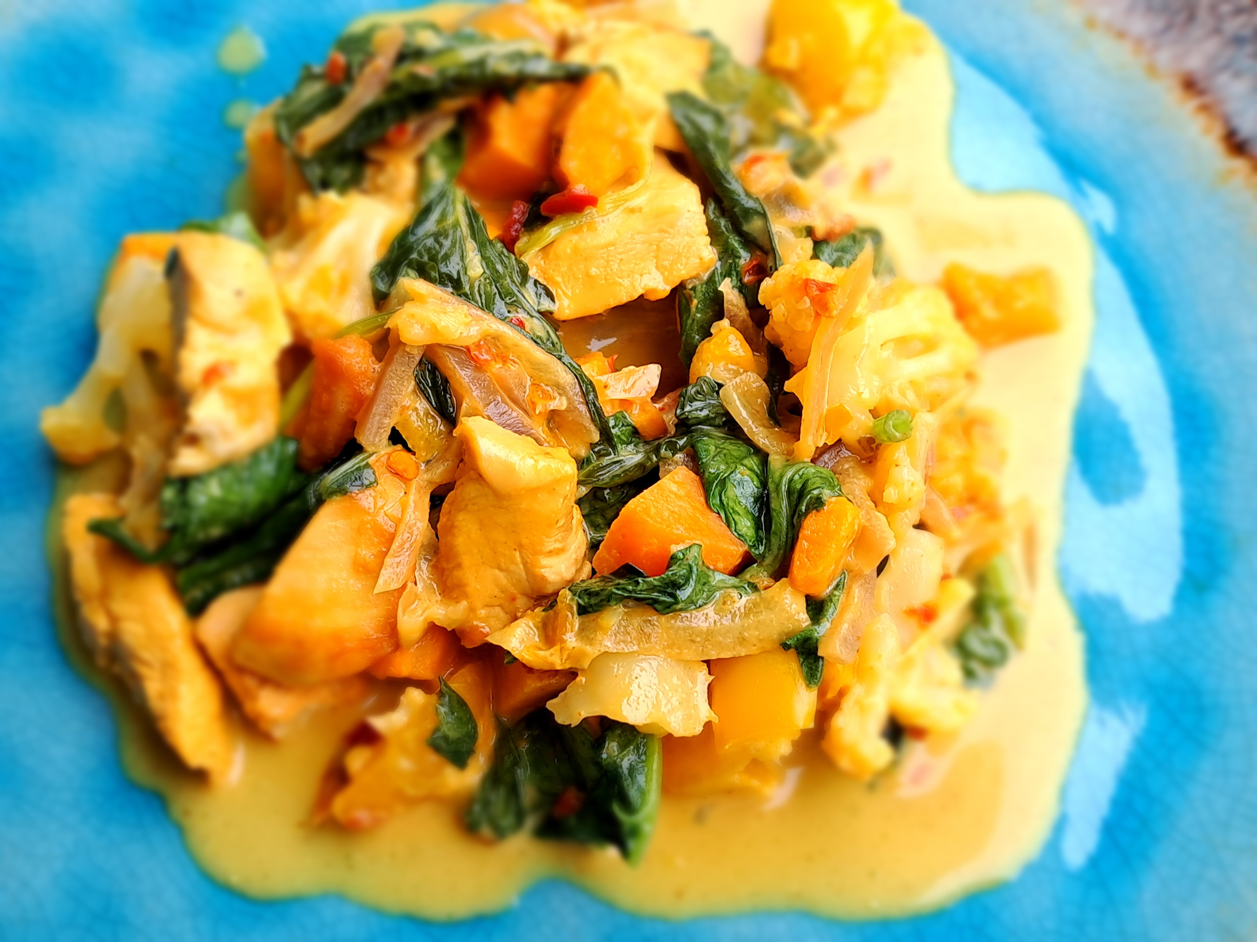 Ухае на... Индийско пиле Мадрас Madras-Hähnchen-Curry 