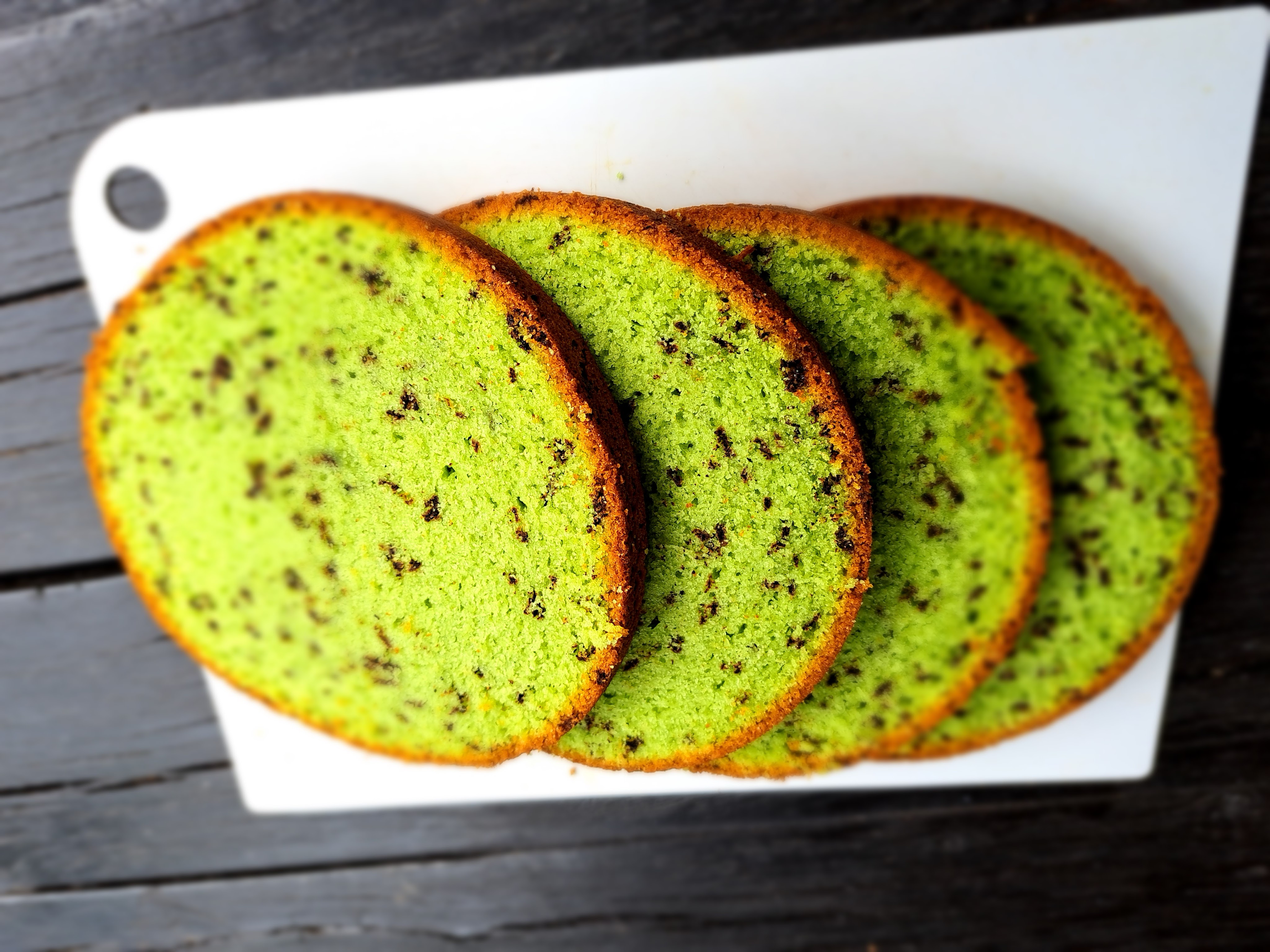 Ухае на...Зелено кадифе страциатела и чийз крем шоколадов мус