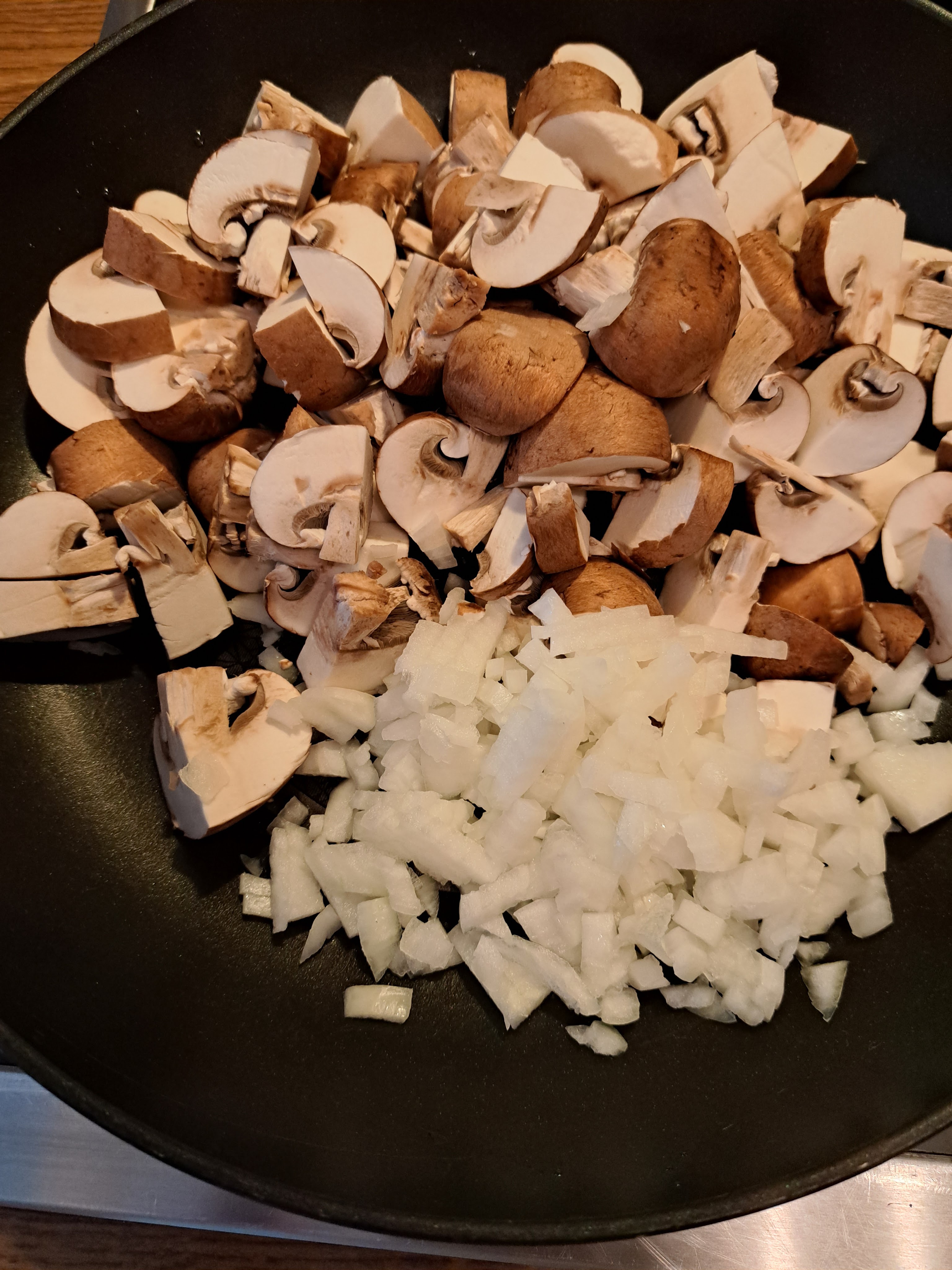 Ухае на...Lauch-Champignon-Quiche Киш с гъби и праз лук