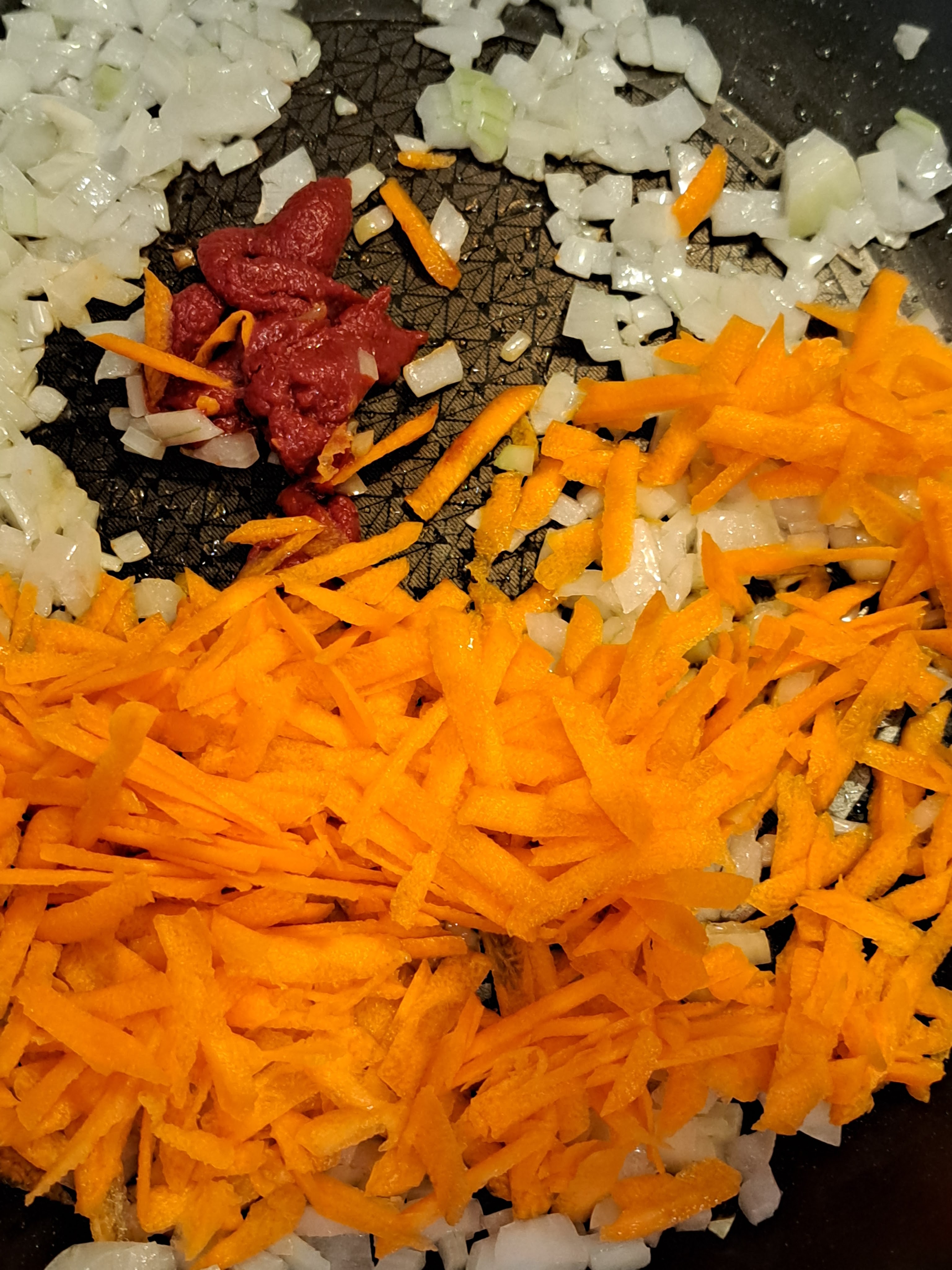 Ухае на... Руска солянка с гъби