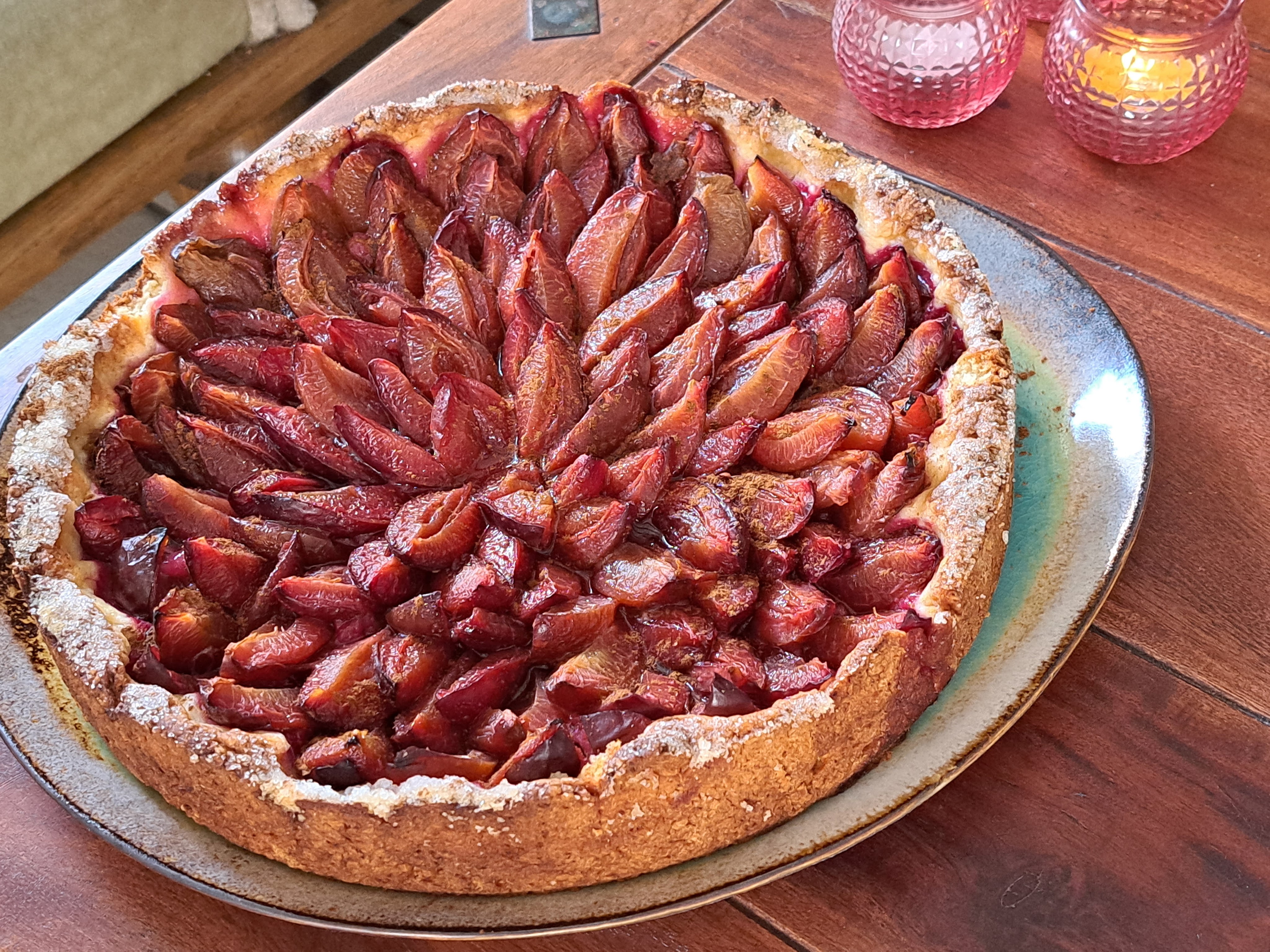 Ухае на... Elsässer Zwetschgentarte Елзаска тарта със сини сливи