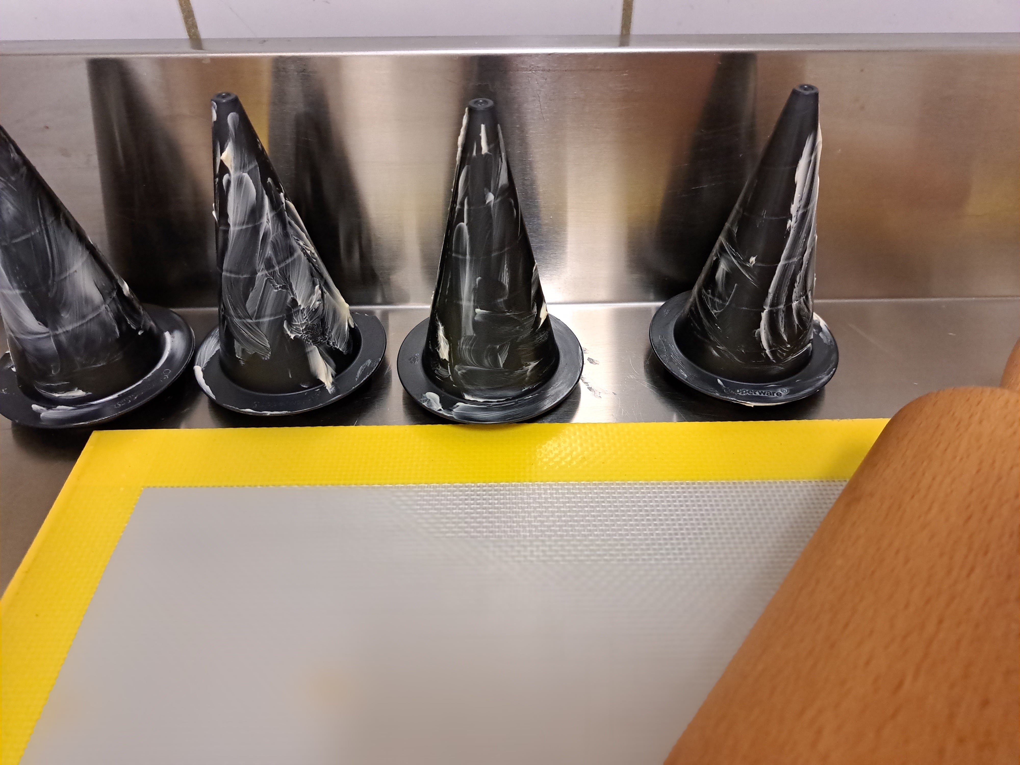 Ухае на....Къдриците "буклите" на Шилер 