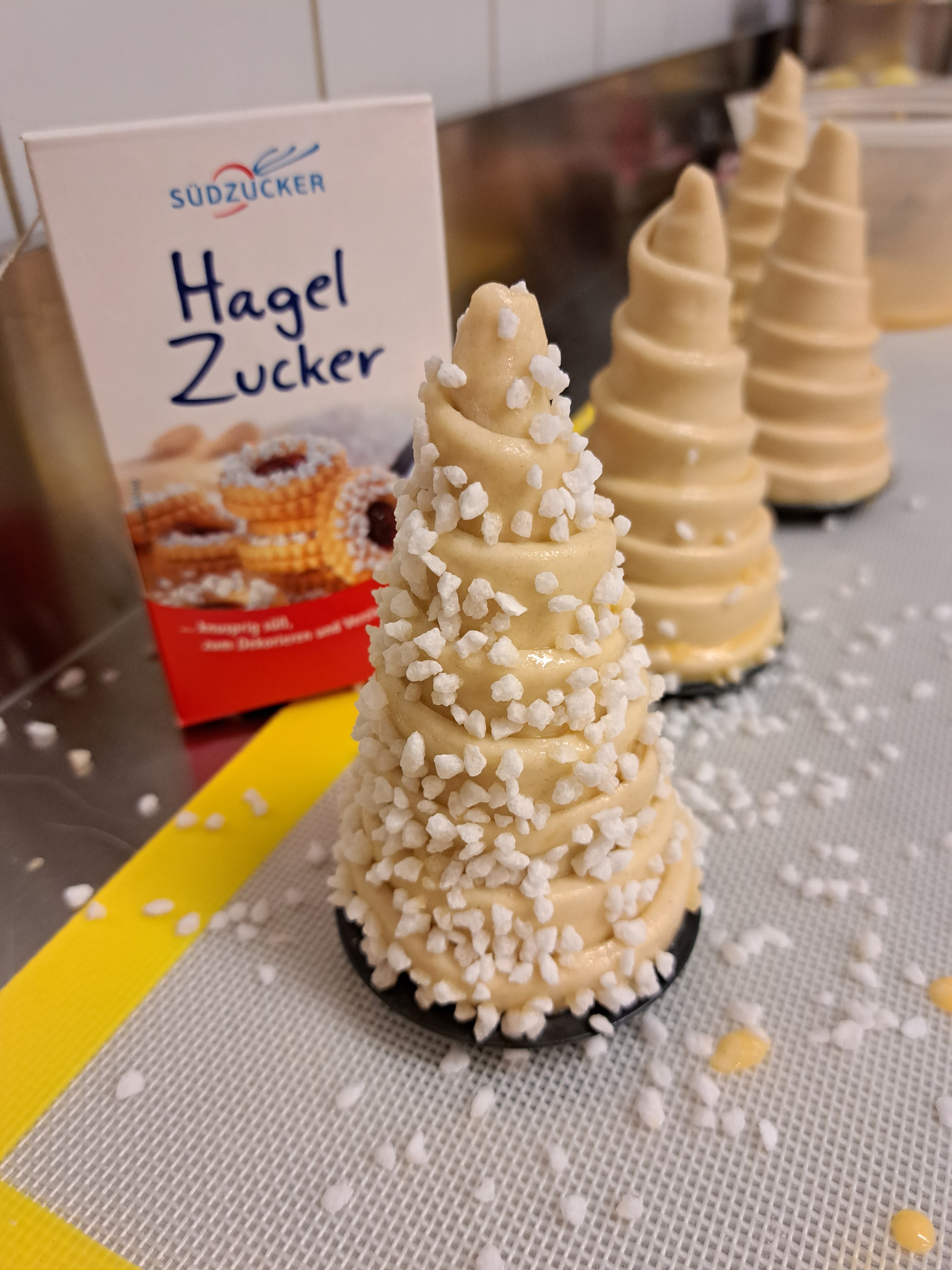 Ухае на....Къдриците "буклите" на Шилер 