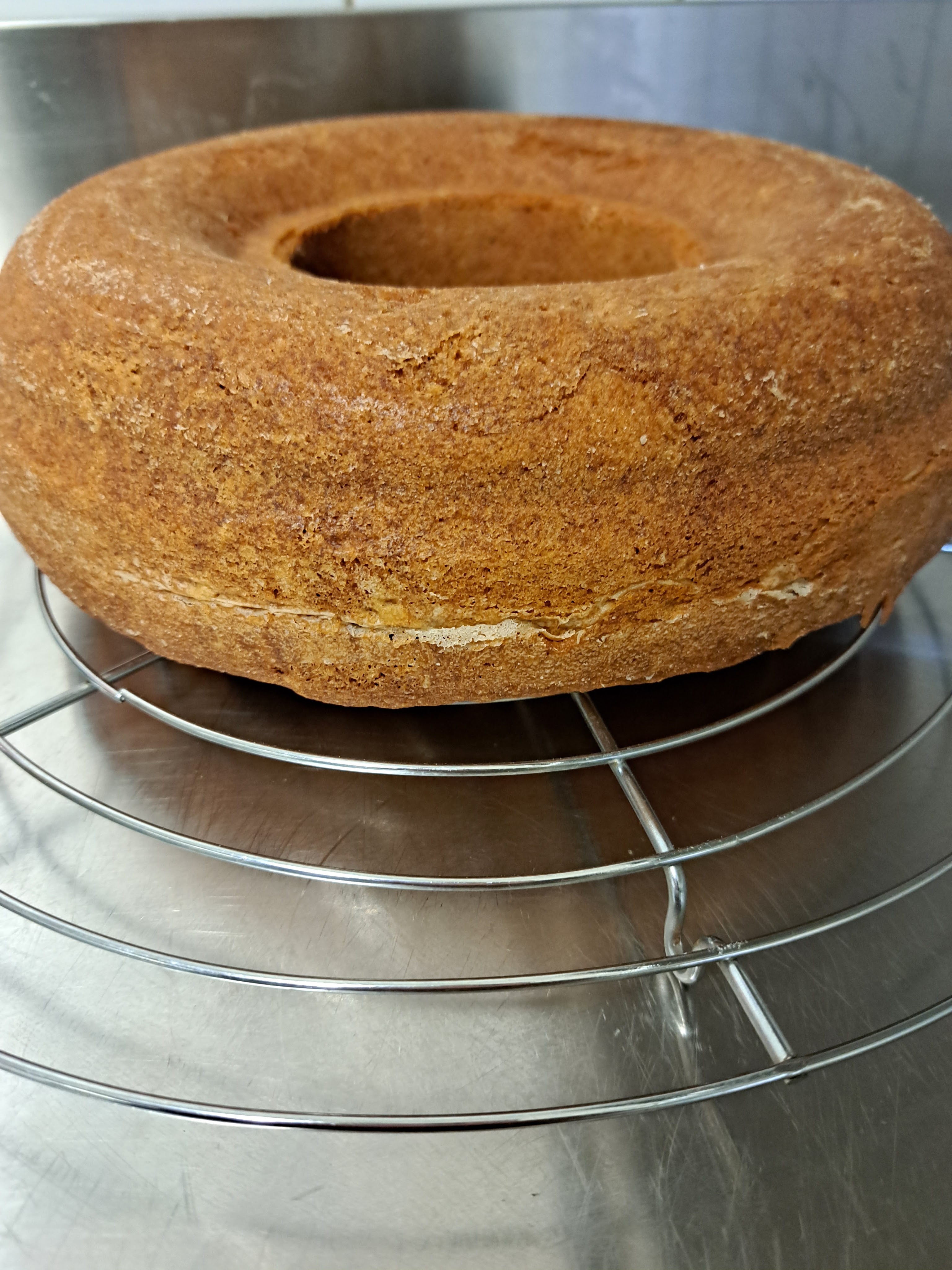 Ухае на...Класически франкфуртски венец Klassischer Frankfurter Kranz