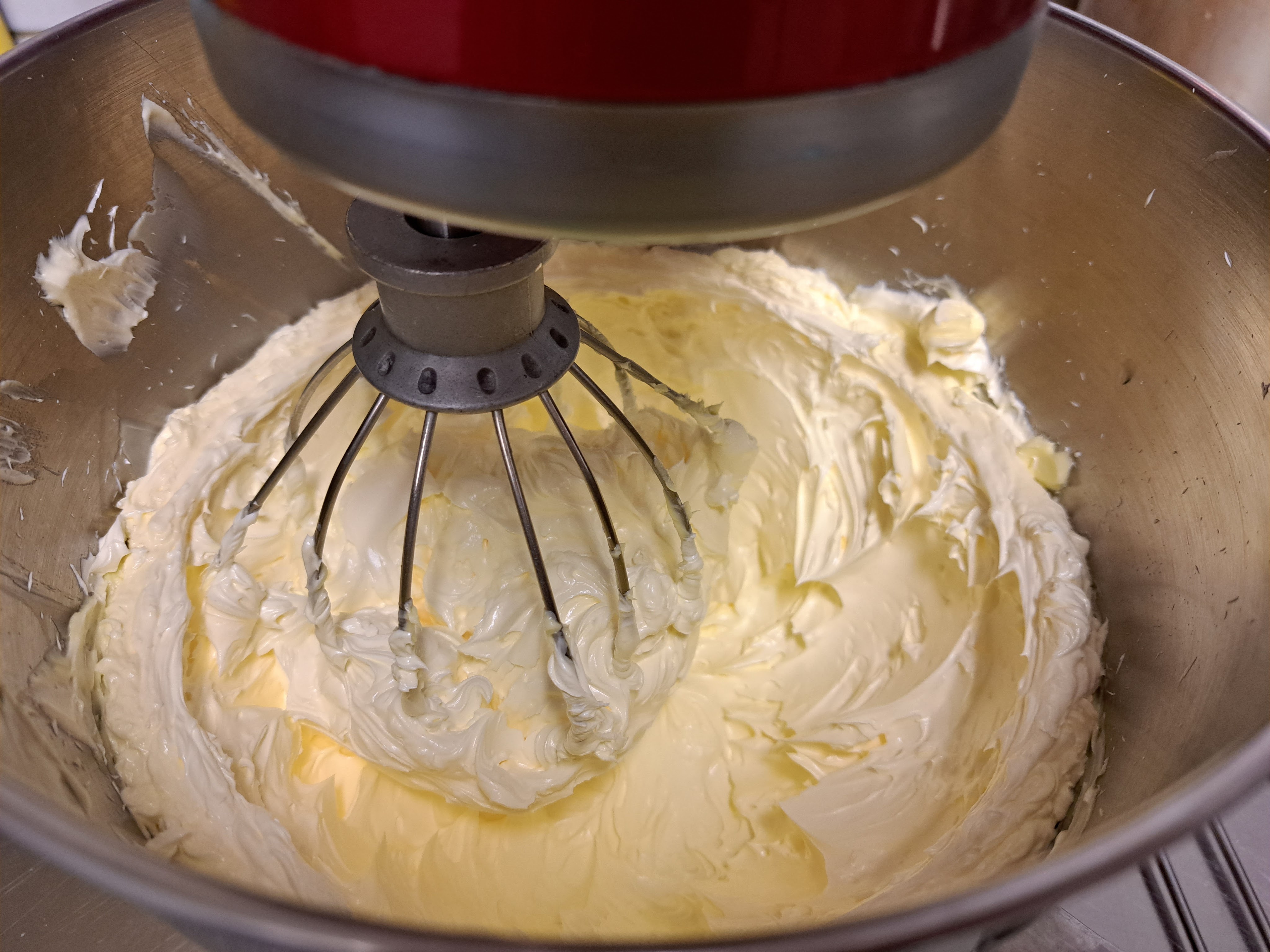 Ухае на...Класически франкфуртски венец Klassischer Frankfurter Kranz