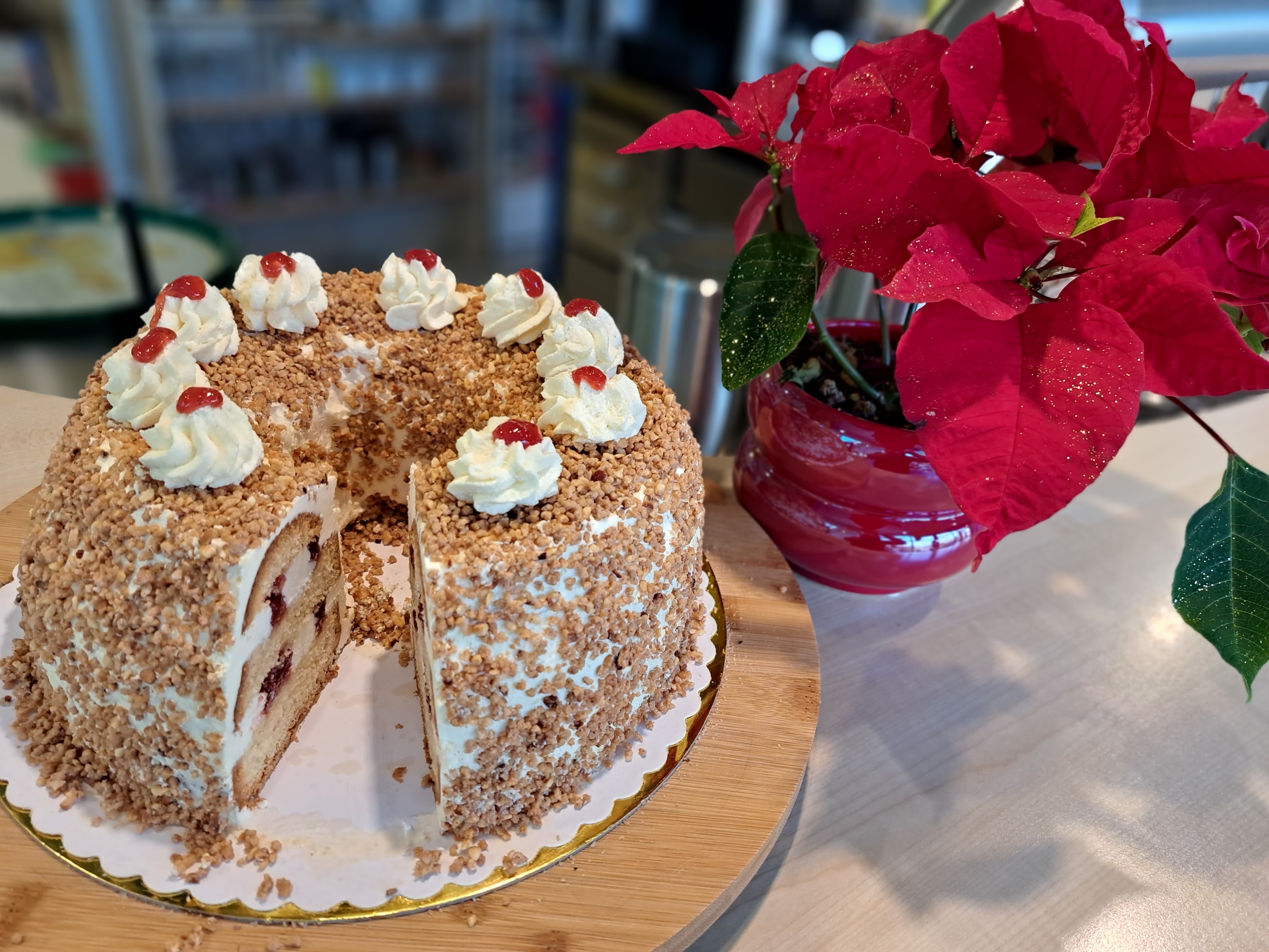 Ухае на...Класически франкфуртски венец Klassischer Frankfurter Kranz