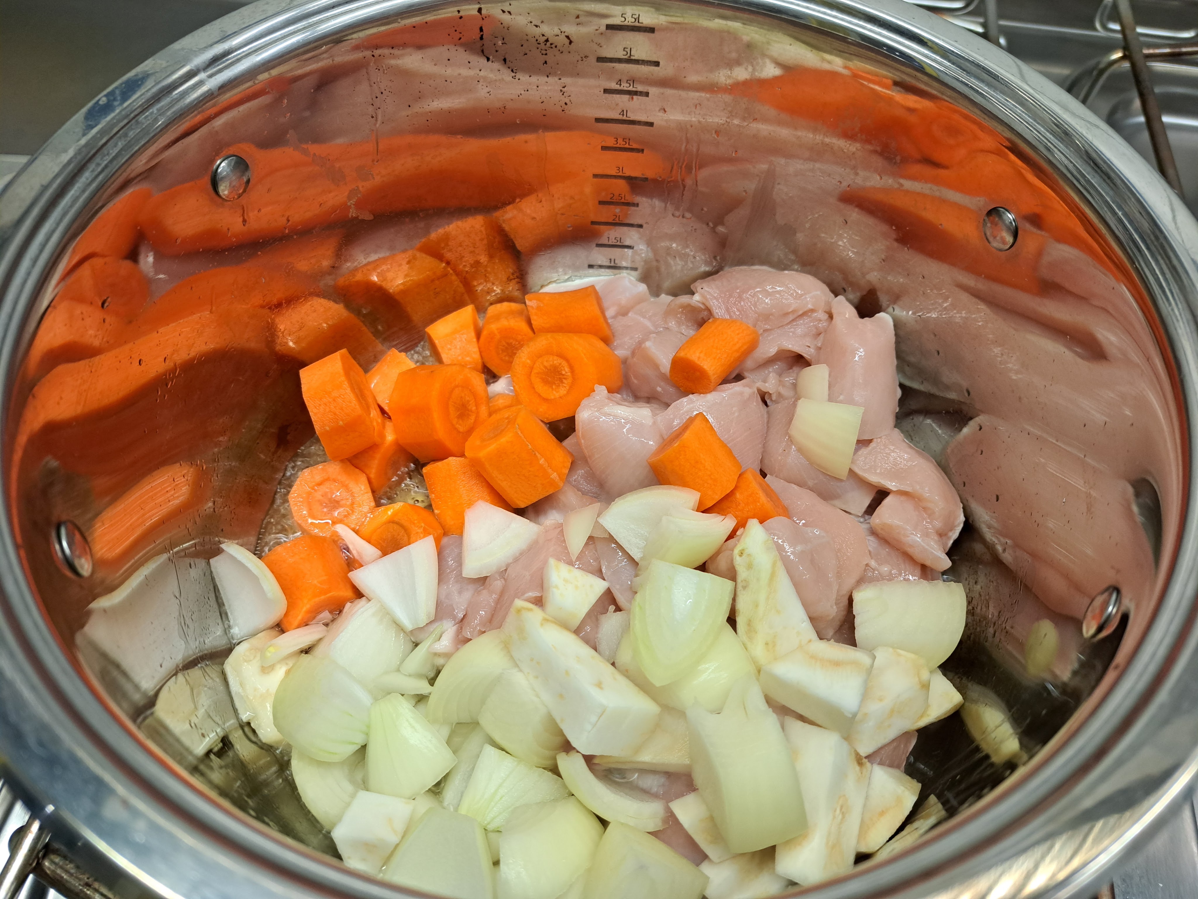 Ухае на... Класическа немска пилешка супа Hühnersuppe klassisch