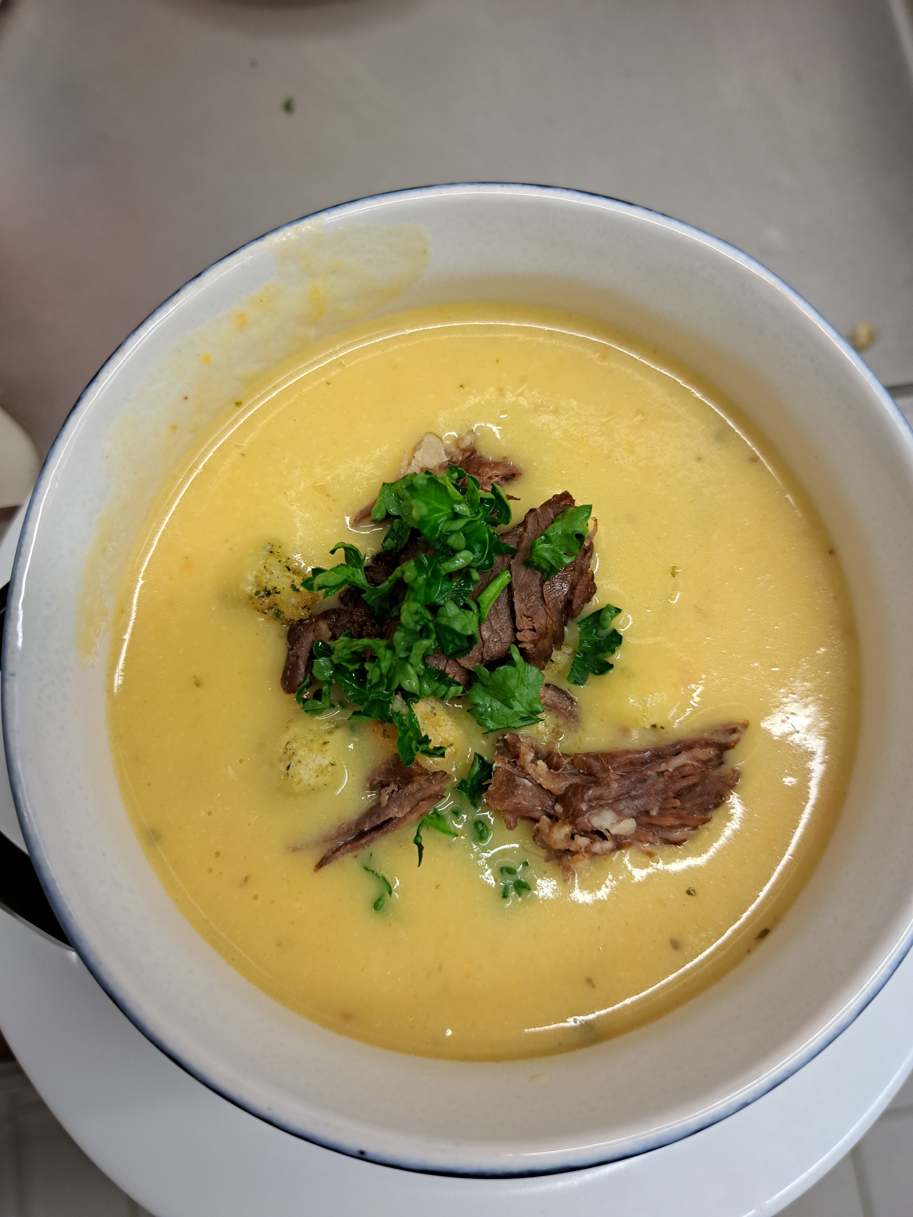 Ухае на... Берлинска картофена супа Berliner Kartoffelsuppe