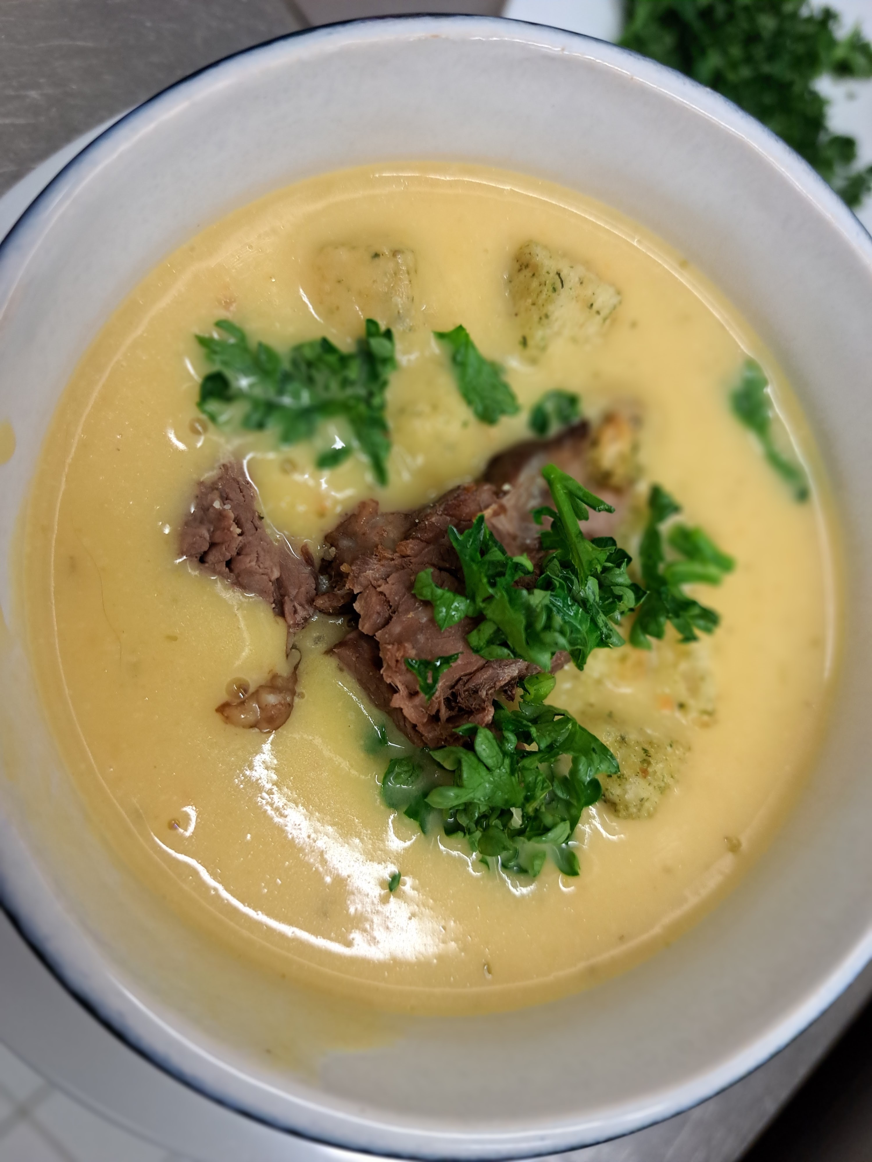 Ухае на... Берлинска картофена супа Berliner Kartoffelsuppe