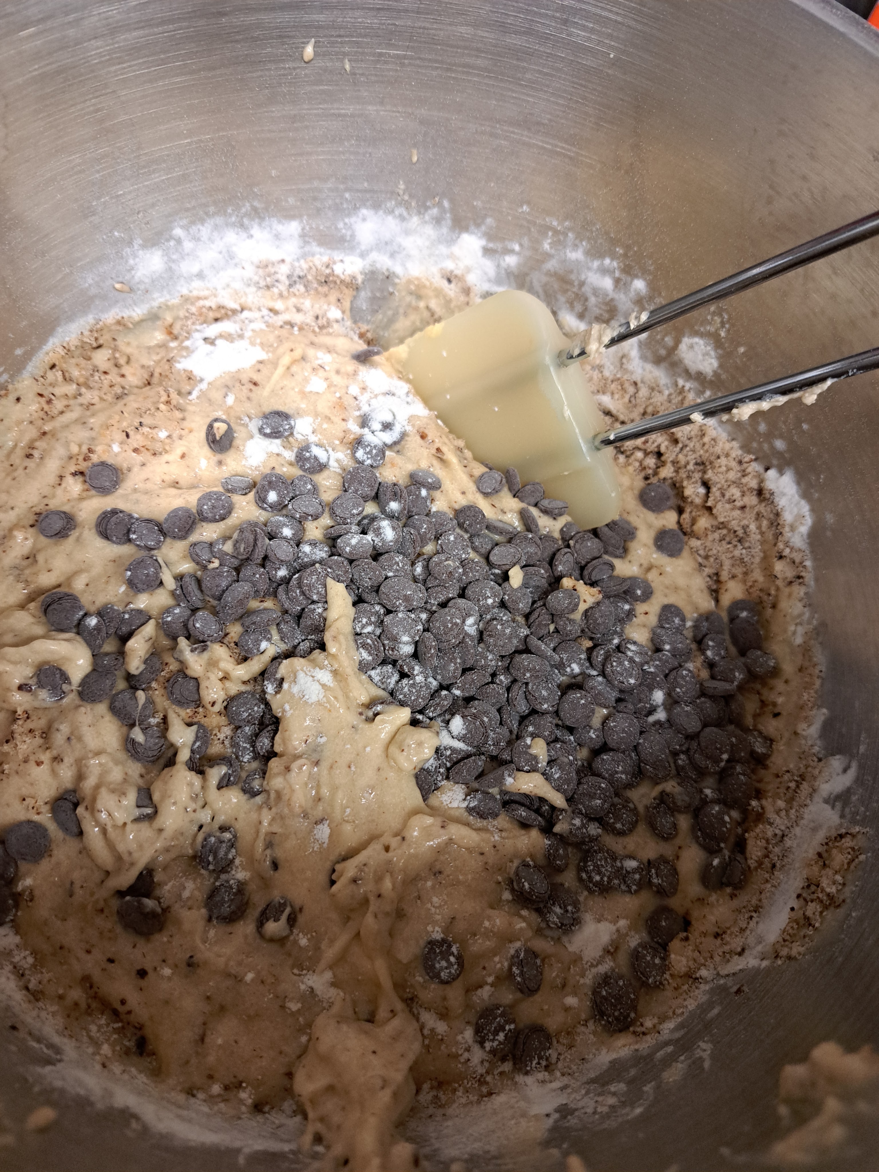 Ухае на... Бананов хляб с шоколад и много лешници Schoko-Nuss-Bananenbrot