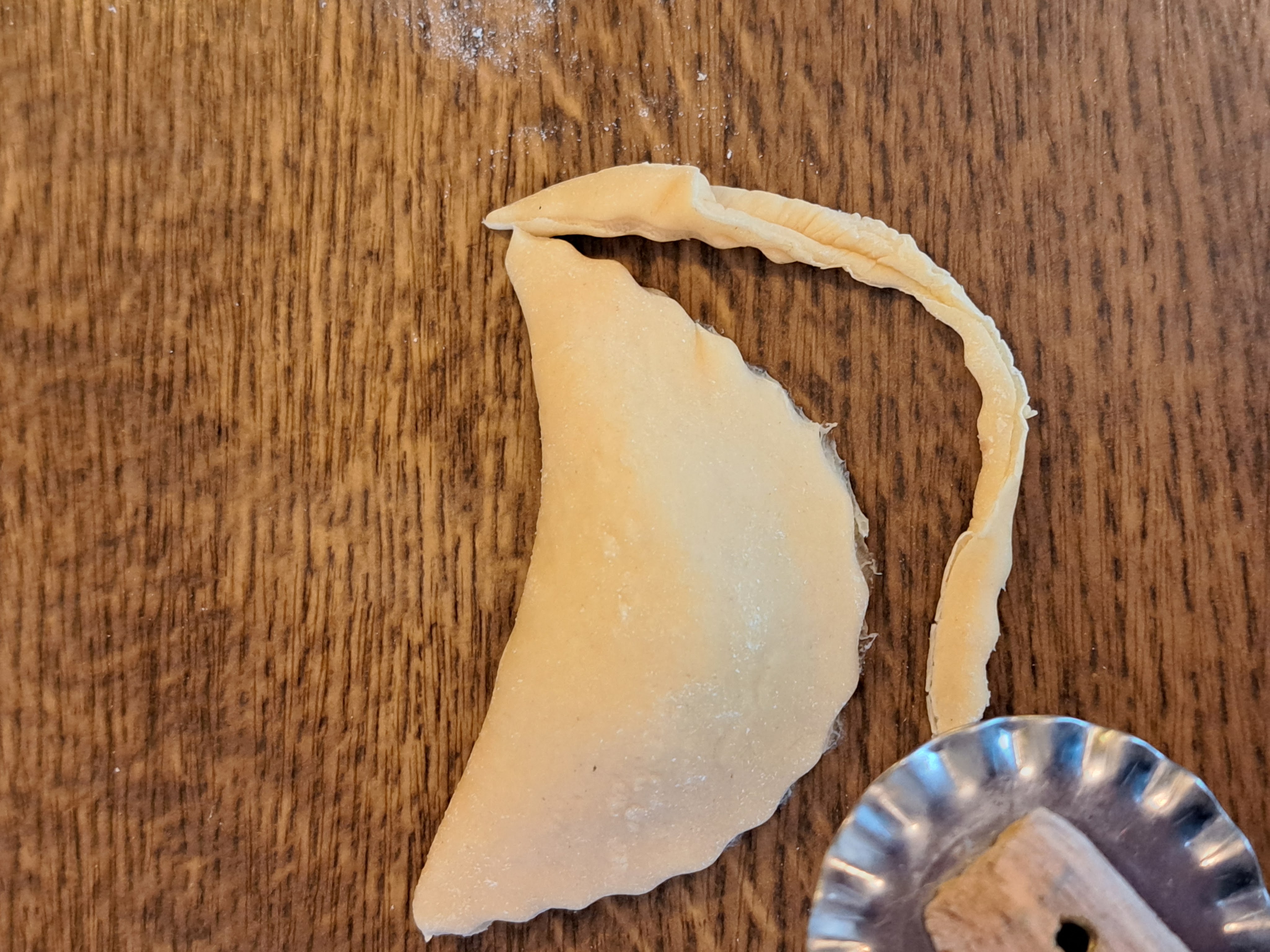 Ухае на... Полумесеци - равиоли с месо и печени домати Halbmonde mit Fleisch & gebackenen Tomaten