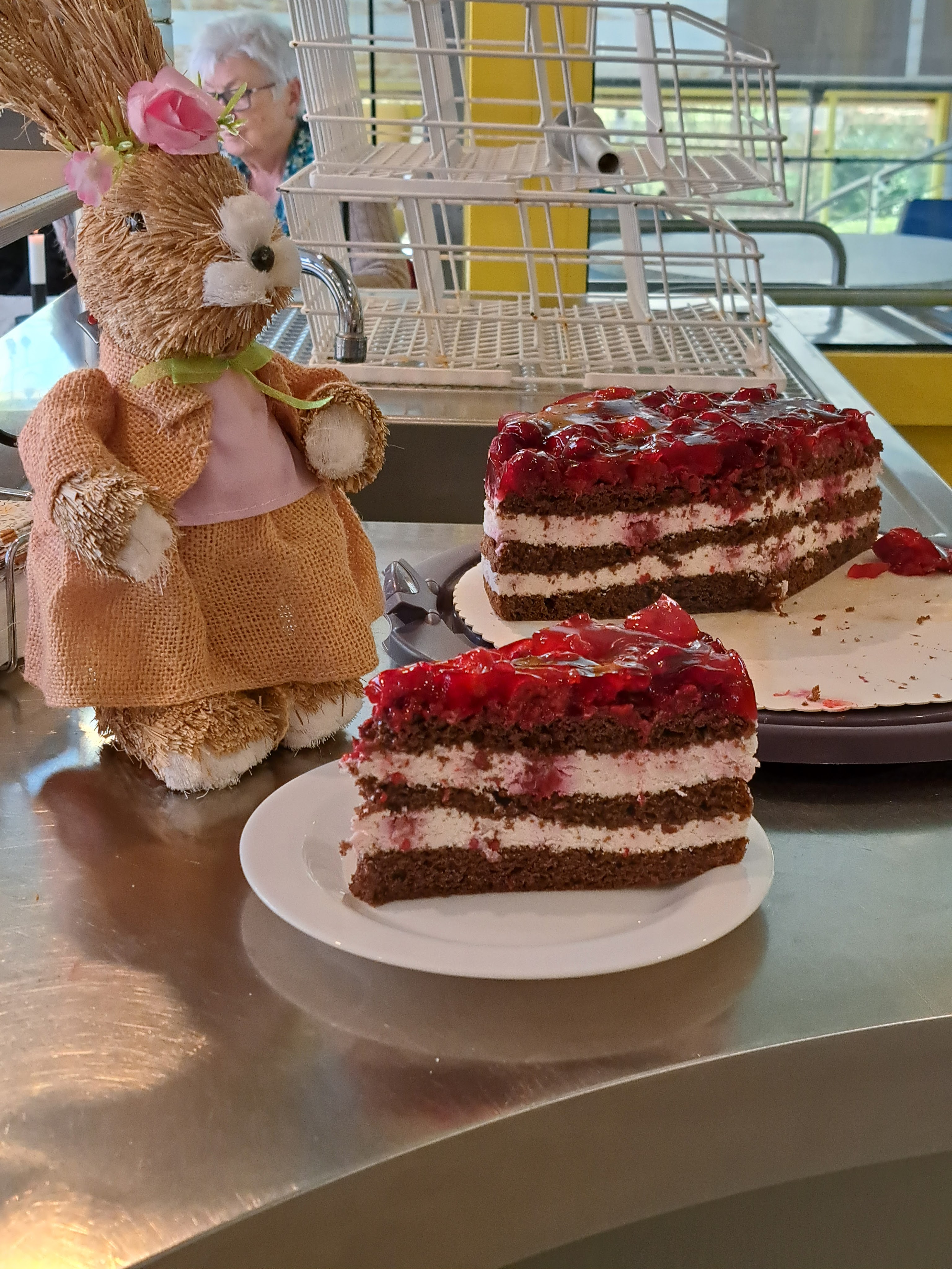 Ухае на... Торта с извара и малини Käse - Sahne Torte mit Himbeeren