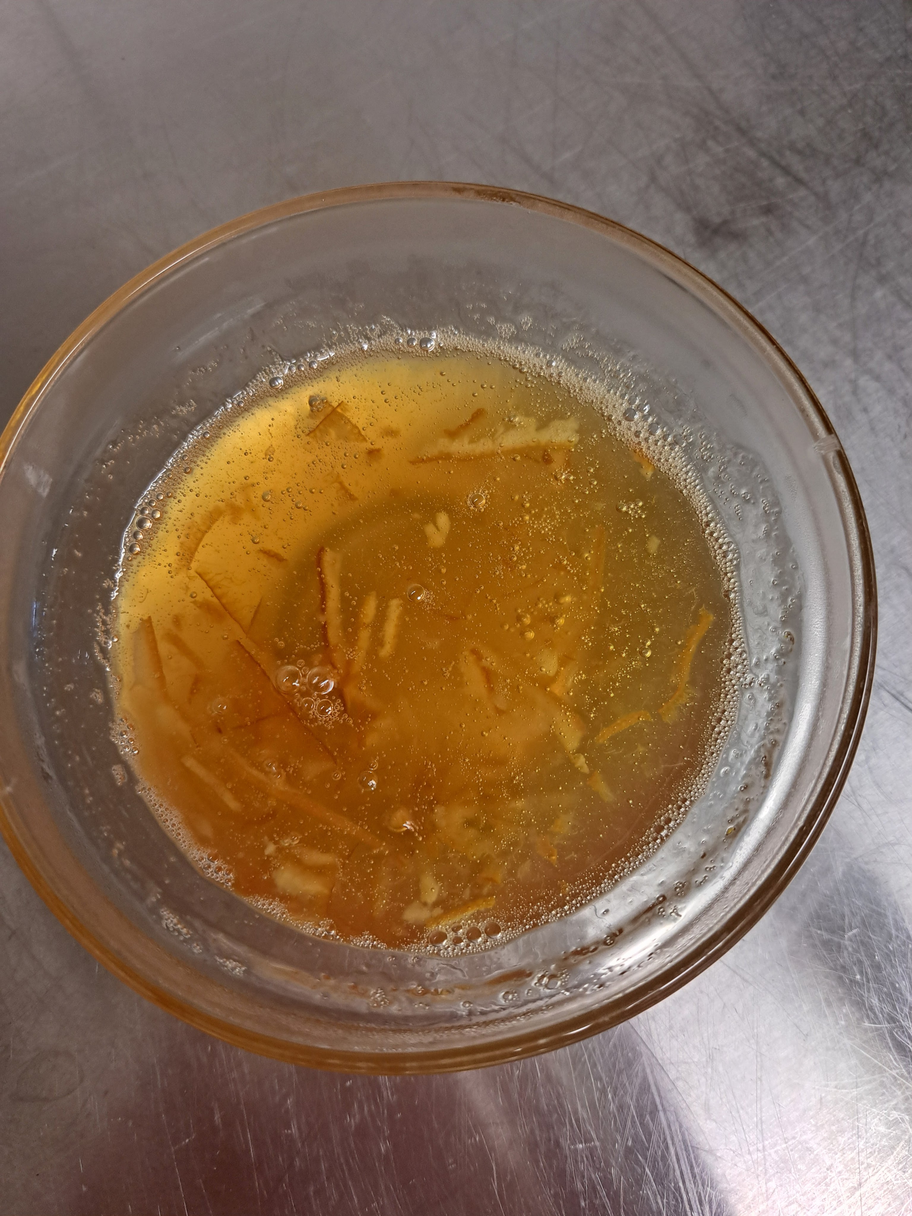 Ухае на... Празнична торта с крем боровинки Ostertorte mit Heidelbeercreme